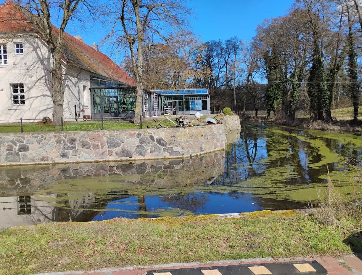 Wasserschloss Mellenthin, Mellenthin, Germany, Germany